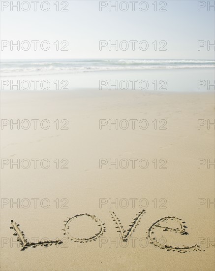Love written in sand. Date : 2008