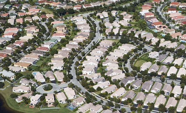 aerial view of housing community. Date : 2008