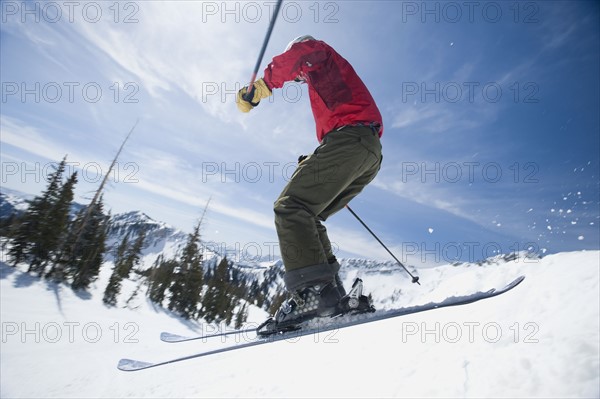 Woman on skis in air. Date : 2008