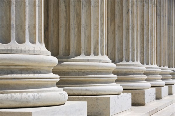 Row of stone columns. Date : 2008