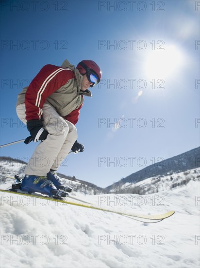 Man skiing downhill. Date : 2008