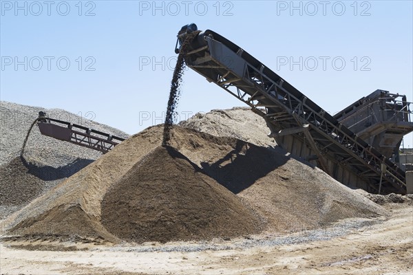 Conveyor belts moving gravel. Date : 2008