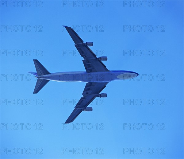 Low angle view of airplane in sky. Date : 2008