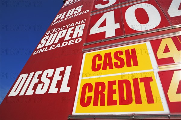 Close up of gas station sign. Date : 2008