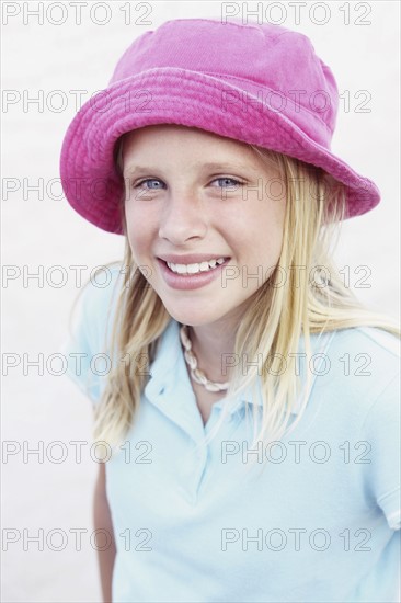 Portrait of girl on beach. Date : 2008