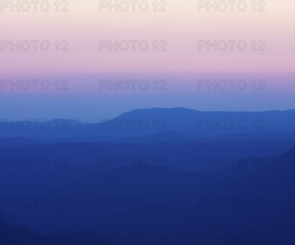 View of sunset over mountain range. Date : 2008