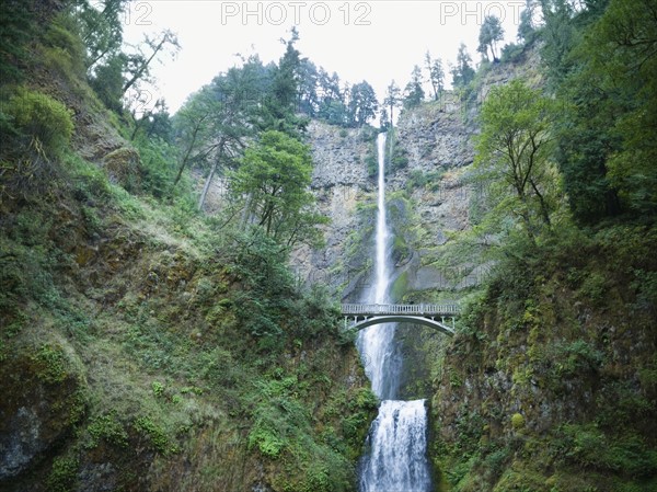 Multnomah Falls, Oregon. Date: 2008