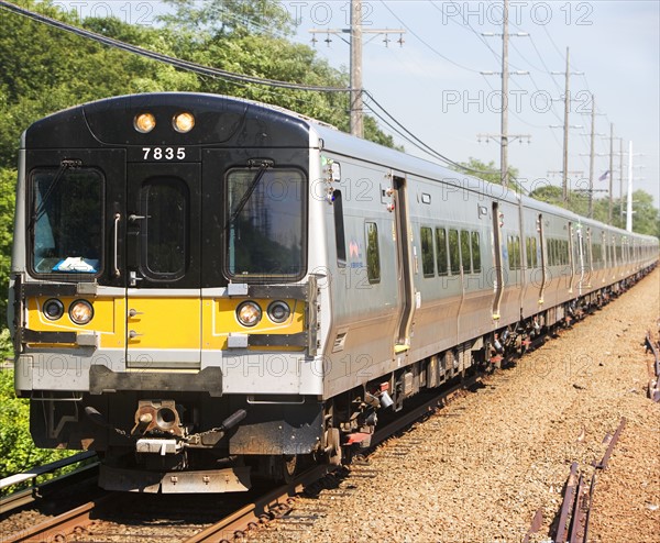 Commuter train. Date: 2008