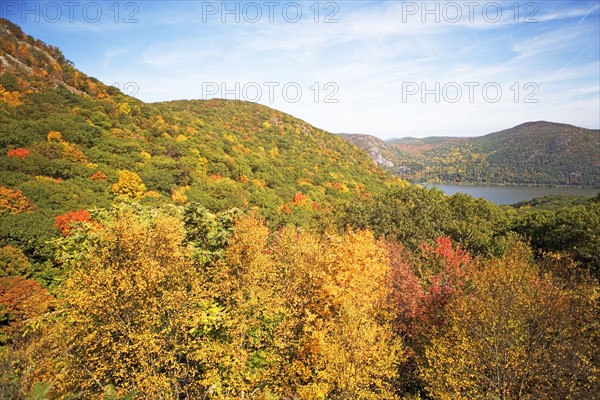 Autumn foliage, Bear Mountain, New York. Date : 2008