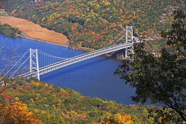 Bear Mountain Bridge, New York. Date: 2008