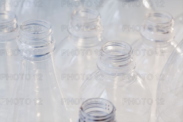 High angle view of empty plastic bottles. Photographe : Jamie Grill