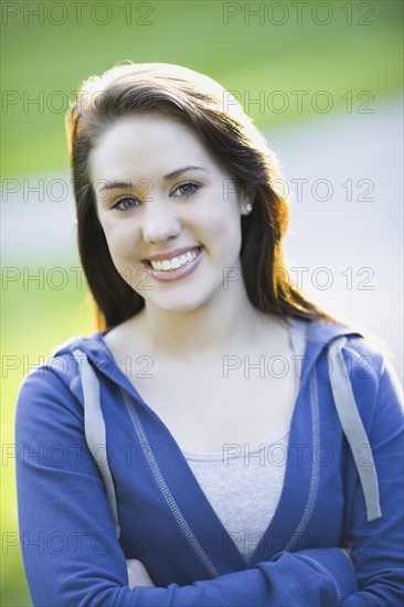 Portrait of teenage girl. Photographe : PT Images