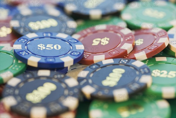 Close up of poker chips. Photographe : Christopher Grill