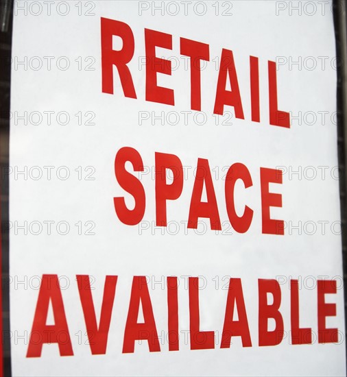 Retail space available sign. Photographe : fotog