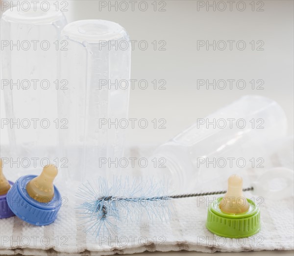 Group of baby bottles. Photographe : Jamie Grill