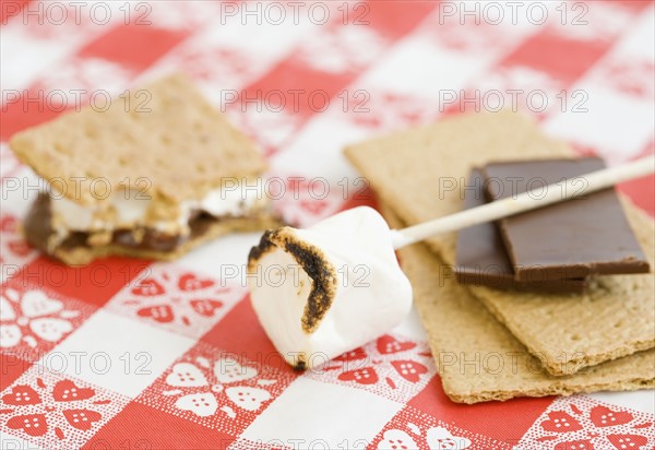 Smores ingredients. Photographe : Jamie Grill