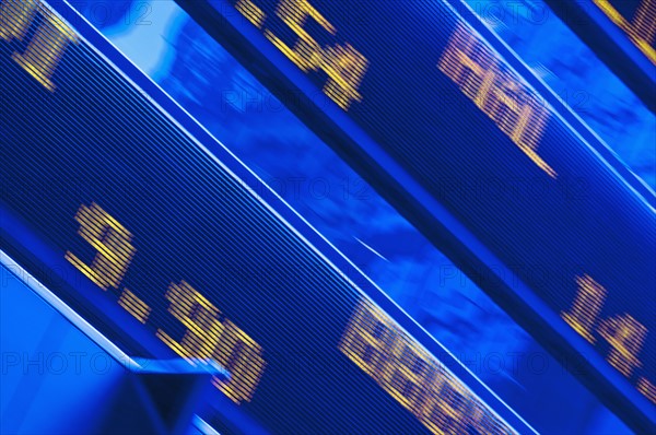 Stock ticker in Times Square, New York City, New York, USA. Photographe : Daniel Grill