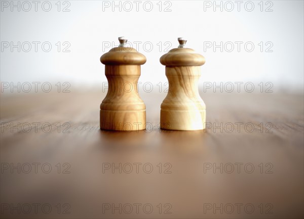 Salt and pepper shakers. Photographe : Joe Clark