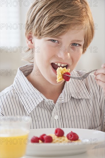 Child eating breakfast