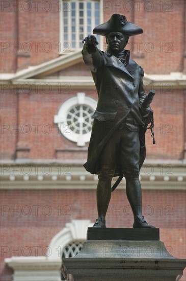 Statue of Commodore Barry.