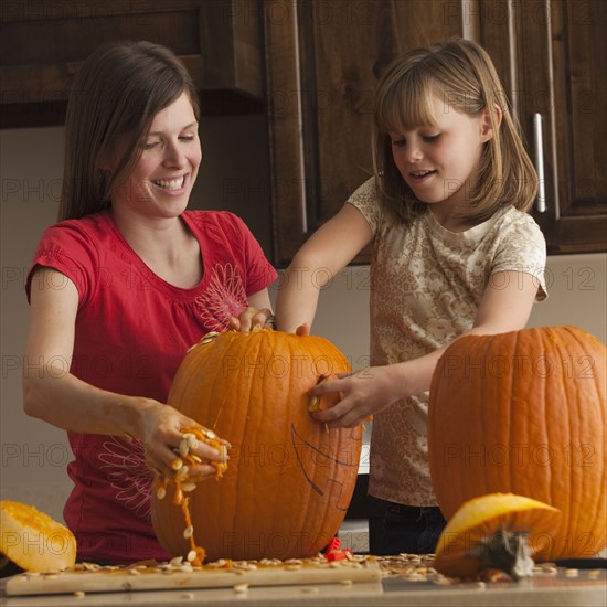 Pumpkin carving. Photographer: Mike Kemp