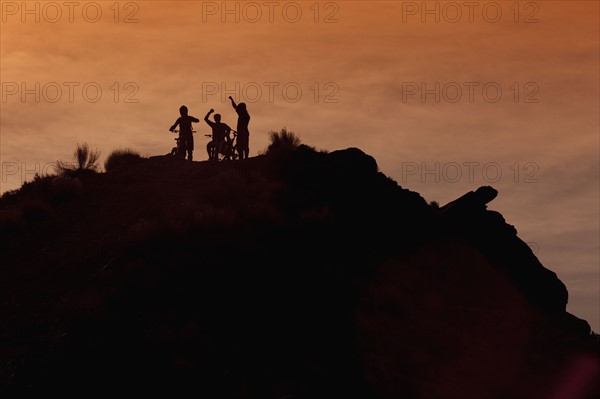 Downhill mountain bikers. Photographer: Dan Bannister