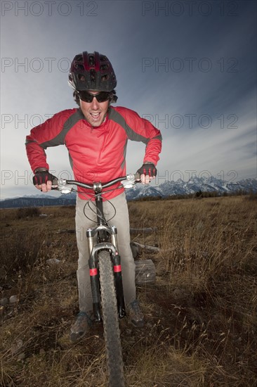 Mountain biker. Photographer: Dan Bannister