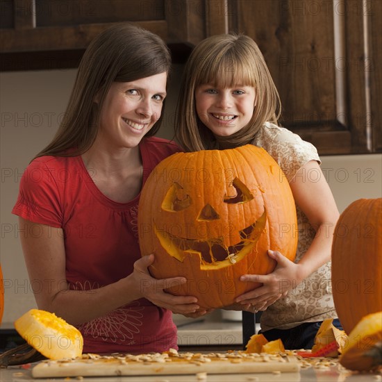 Pumpkin carving. Photographer: Mike Kemp