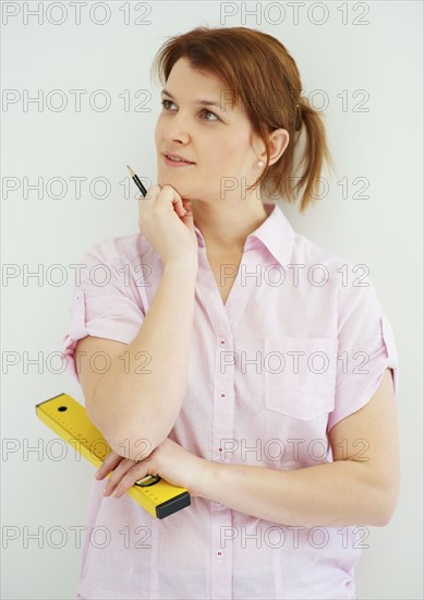 Female carpenter. Photographer: momentimages