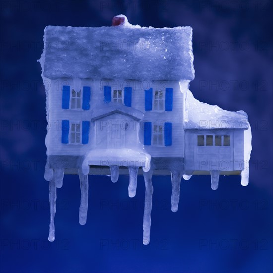 Model house covered in ice. Photographer: Mike Kemp