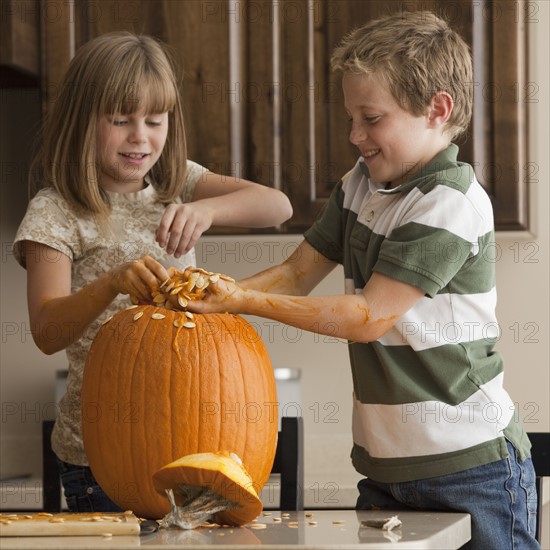 Pumpkin carving. Photographer: Mike Kemp