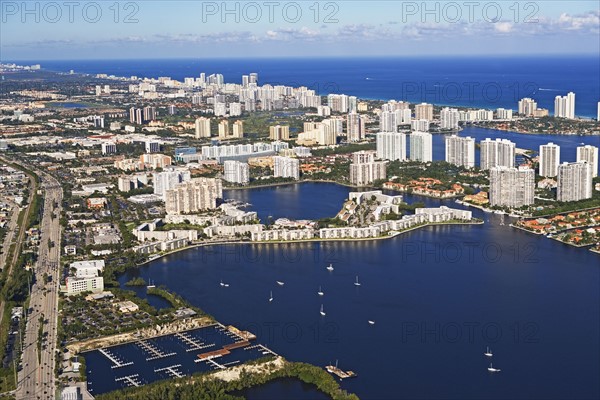 Florida coastline. Photographer: fotog