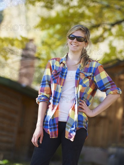 Casual woman. Photographe : John Kelly