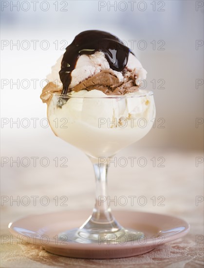 Ice cream sundae. Photographe : Jamie Grill