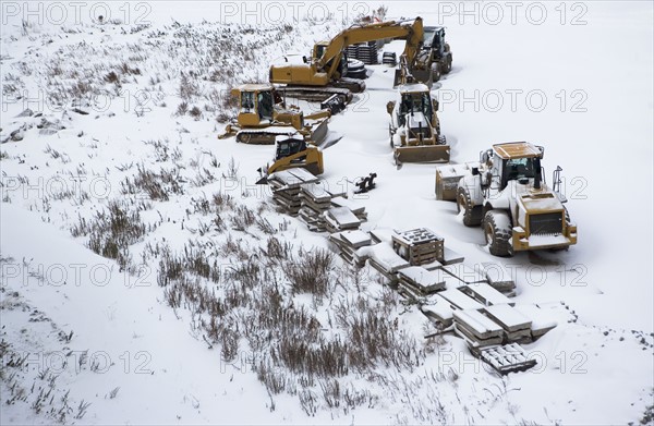 Construction site in winter. Photographe : fotog