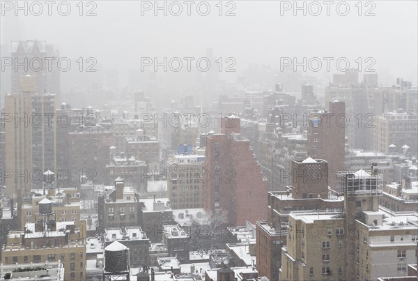Cityscape in winter. Photographe : fotog