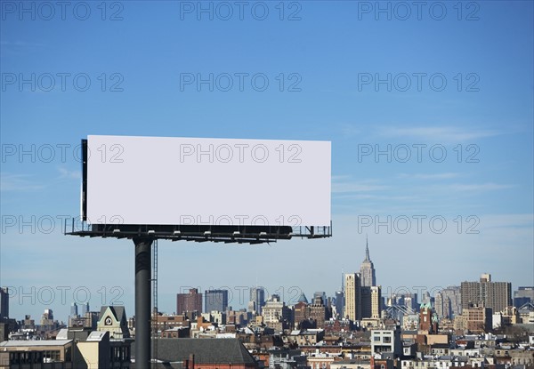 Blank billboard. Photographe : fotog