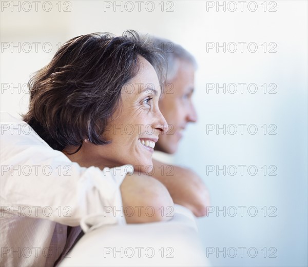 Couple relaxing. Photographe : momentimages