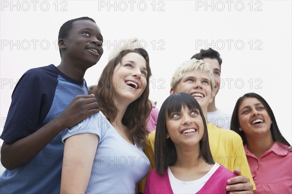 Group of friends. Photographe : momentimages