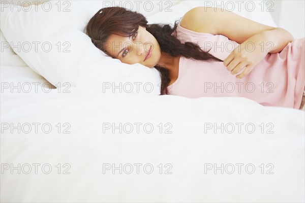 Woman resting. Photographe : momentimages