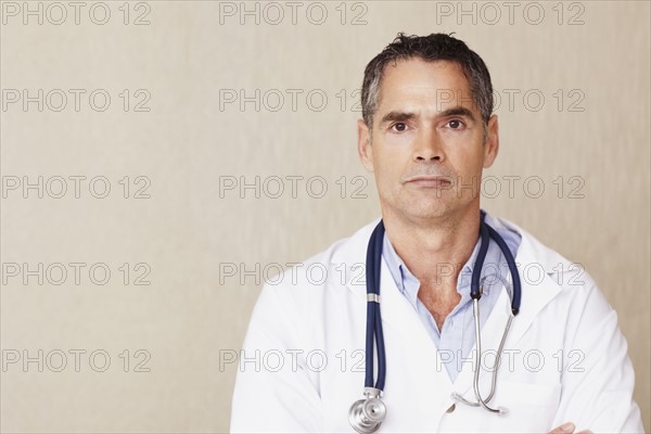 Portrait of a doctor. Photographe : momentimages