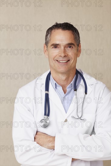 Portrait of a doctor. Photographe : momentimages