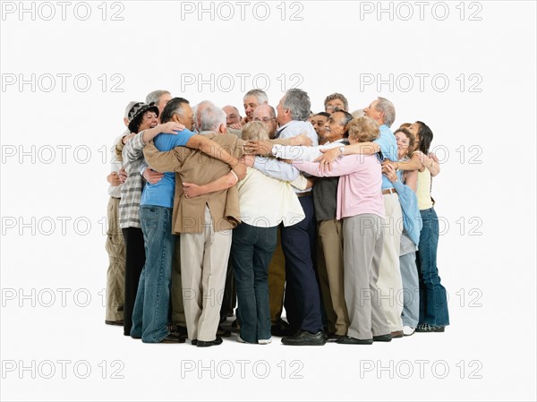 A group hug. Photo : momentimages