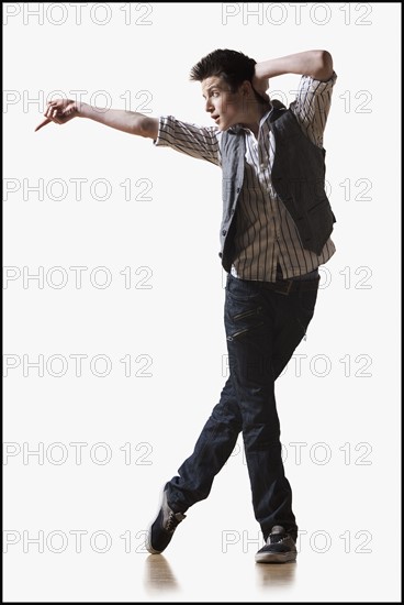 Male dancer performing lyrical dance. Photo : Mike Kemp