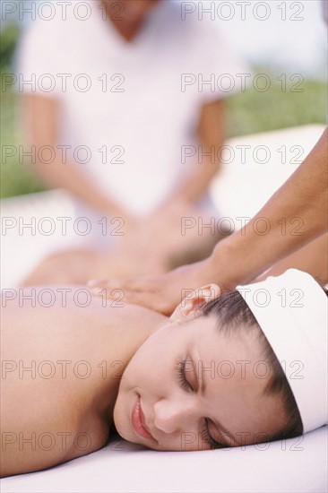 Woman having a massage. Photo : Rob Lewine