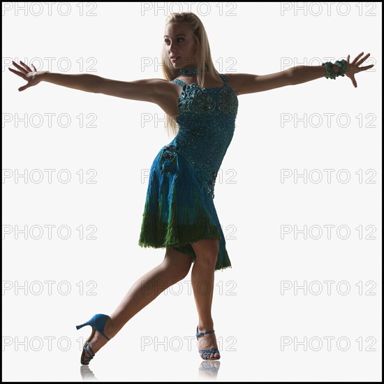 Female ballroom dancer. Photo : Mike Kemp