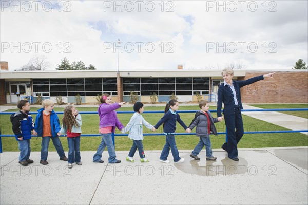 Elementary school students on a field trip.