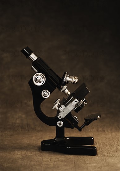 Microscope.