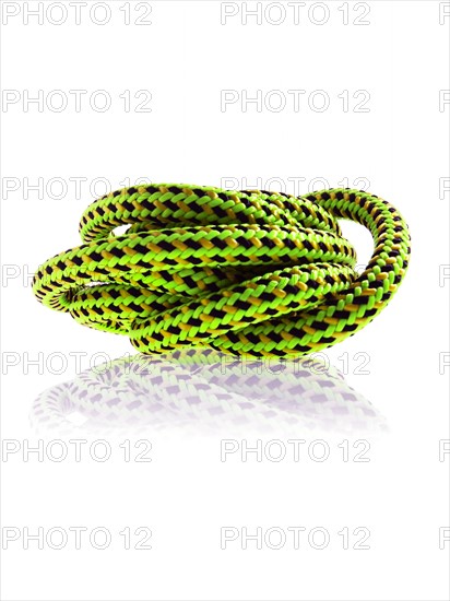 Green black and yellow rope. Photo : David Arky