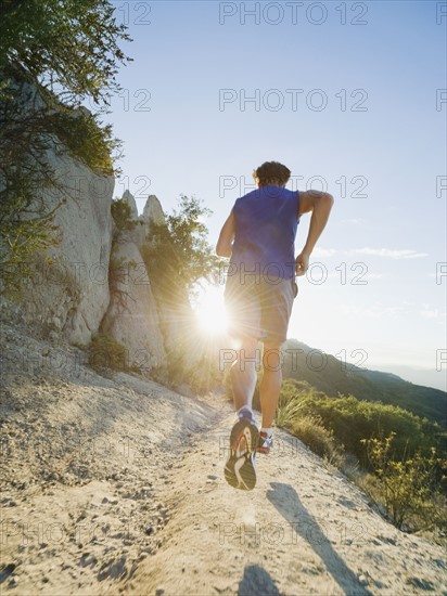 Trail runner. Photo. Erik Isakson